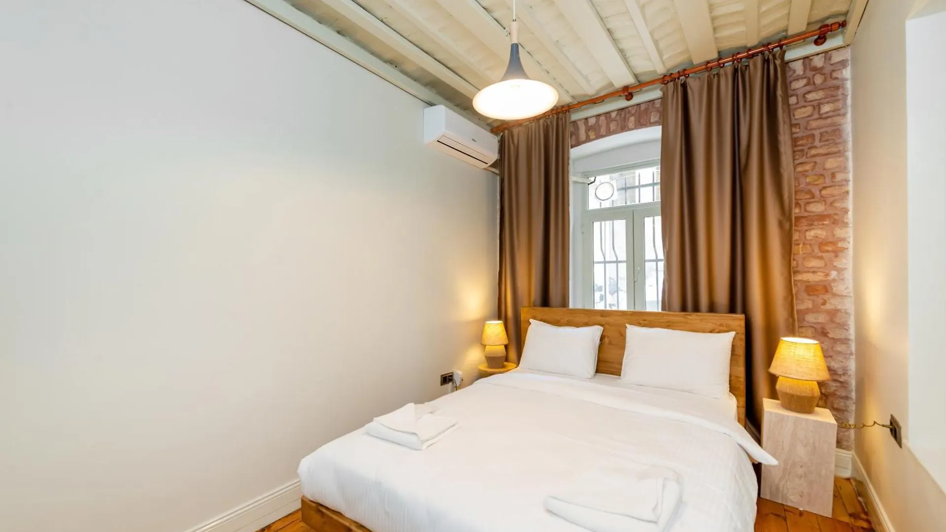 Maison Chic : Newly Renovated 3Br In City Center Стамбул Турция