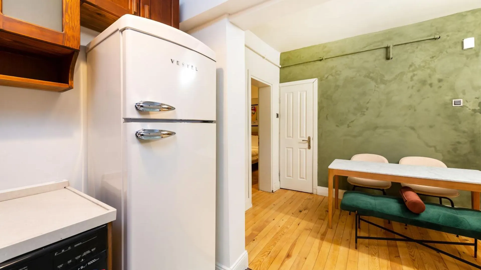 Maison Chic : Newly Renovated 3Br In City Center Стамбул 0*,  Турция