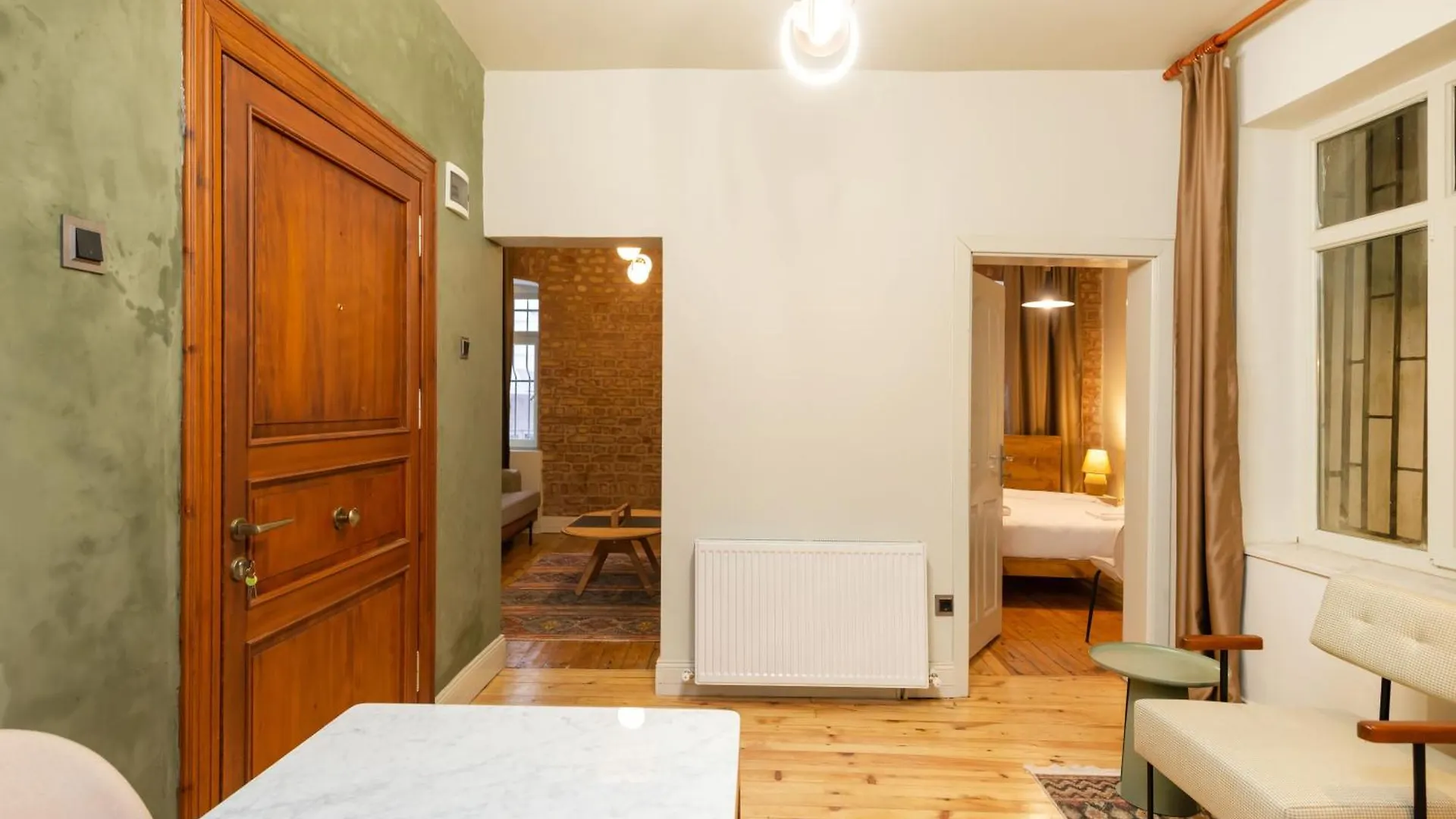 Maison Chic : Newly Renovated 3Br In City Center Istanbul Apartment